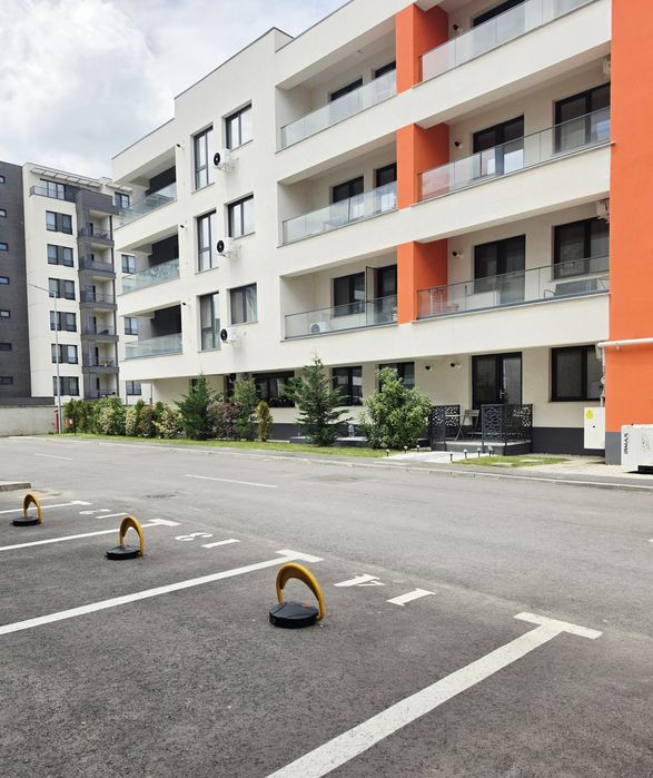 Apartament 2 camere, complet mobilat si utilat (suprafata utila 74 m²), 2 balcoane + spatiu suplimentar 6 m² (birou si dressing/spatiu de depozitare)