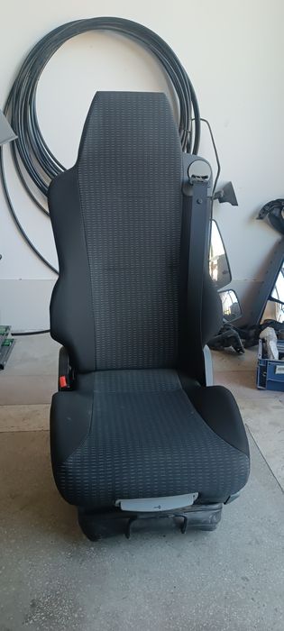 Сиденья водителя МАН новый