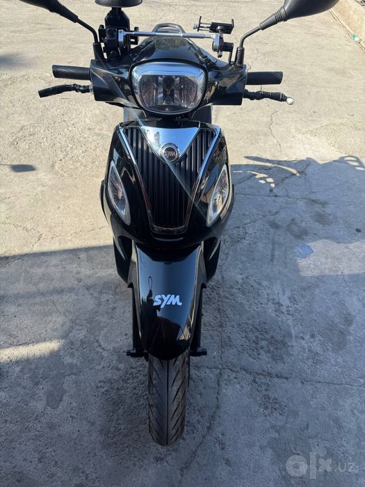 Продам скутер SYM