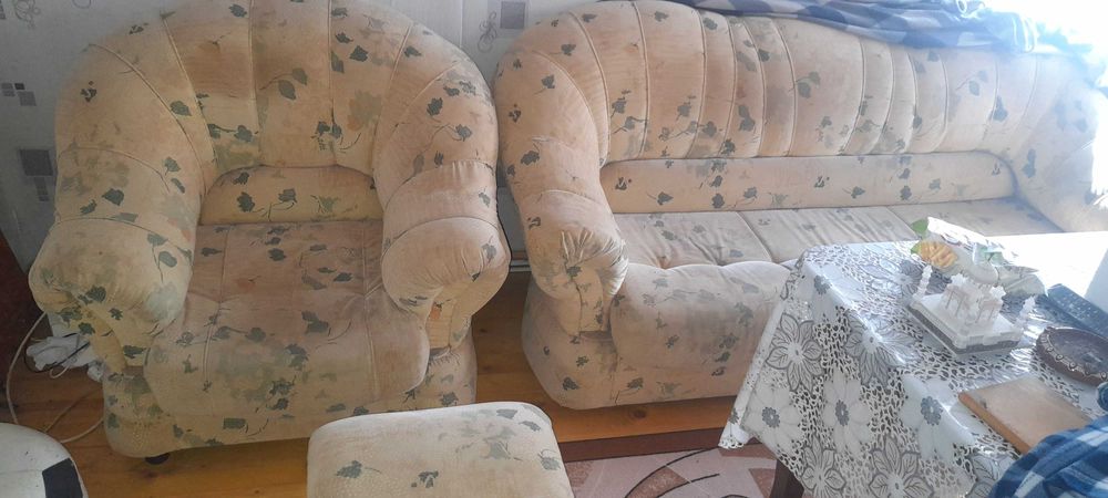 Продавам    диван