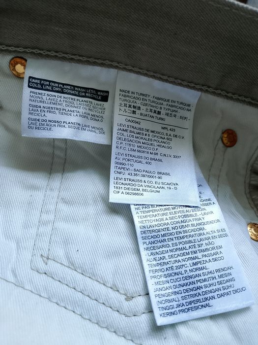 Blugi Levi's stare foarte buna