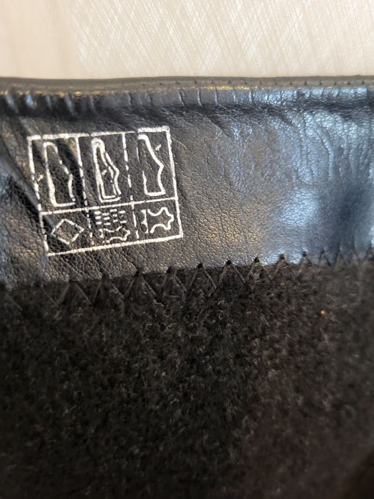 Кожаные сапоги демисезонные