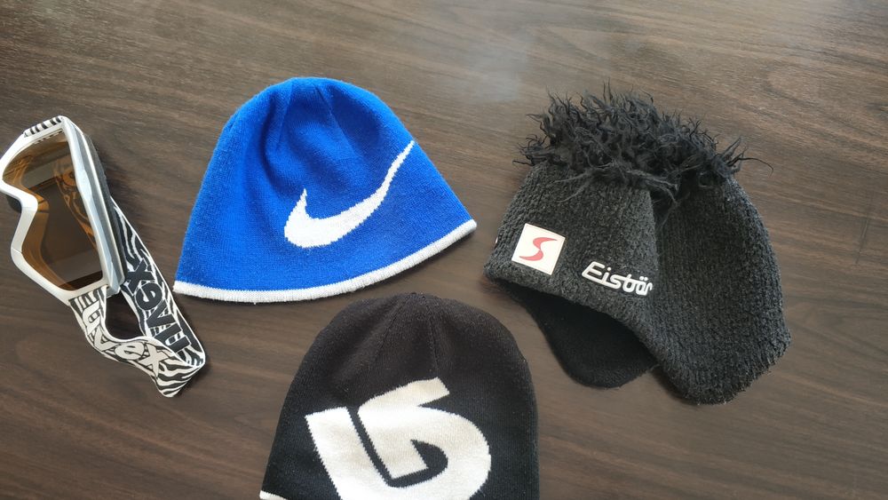 Ски Шапки   лента DESCENTE Eisbar   55 см