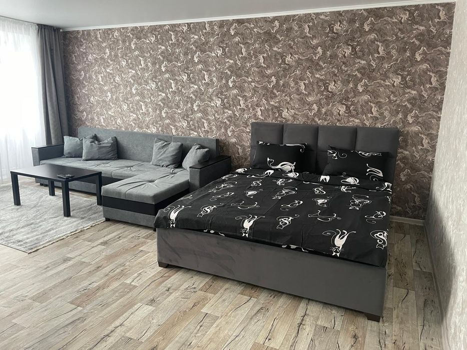 Рудный. Посуточная аренда. День. Ночь.