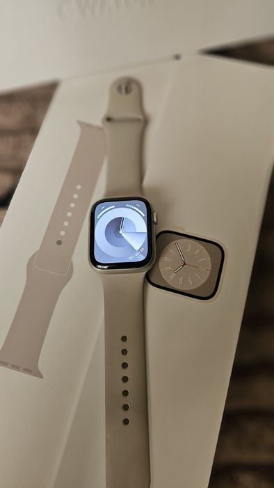 Apple watch series 8