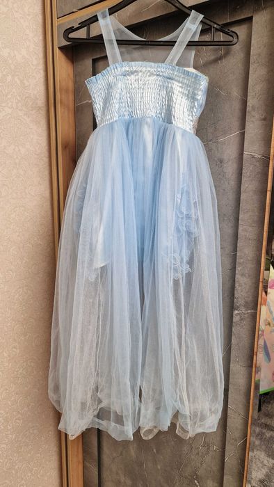 Платья нарядные для девочек.