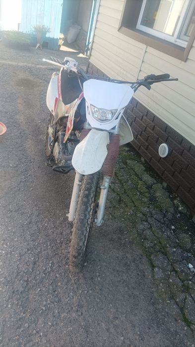 Мотоцикл эндуро. Обмен не интересует.