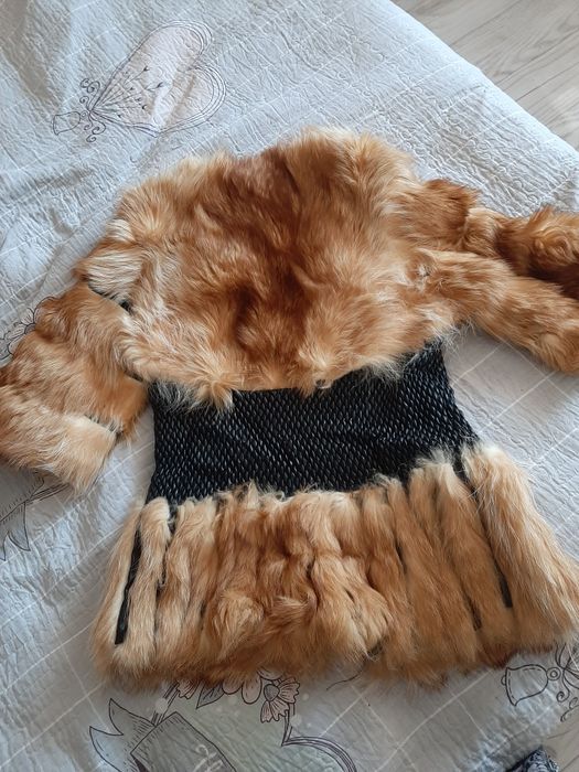 Продаётся женская жилетка