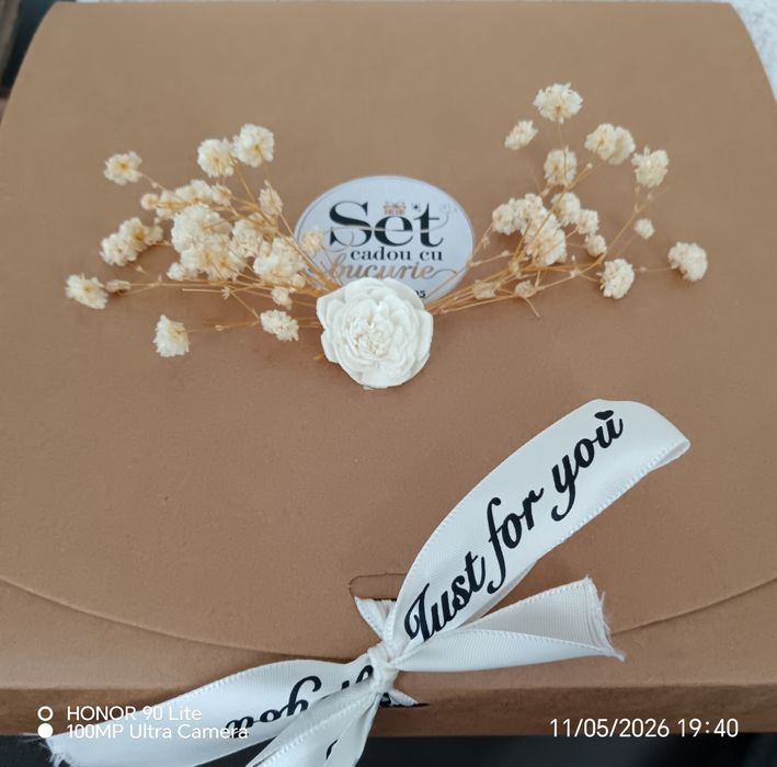 Set cadou - eleganta doar pentru ea
