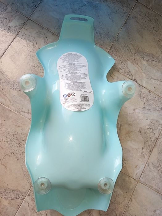 Бебешко корито за момченце със стойка за къпане