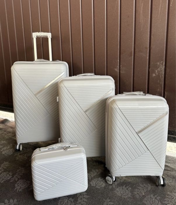 Чемодан  чемодан