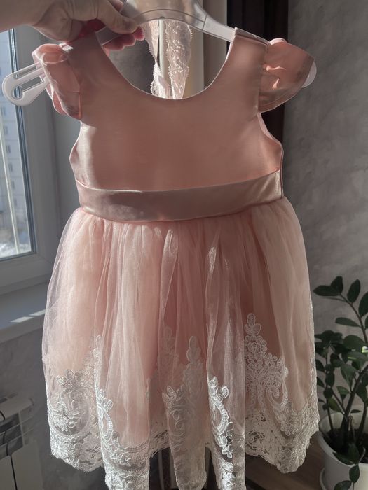 Продам платье для девочки