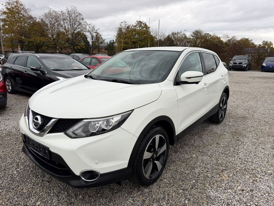 Nissan Qashqai 2017 benzină, 6.950 € — imagine 1