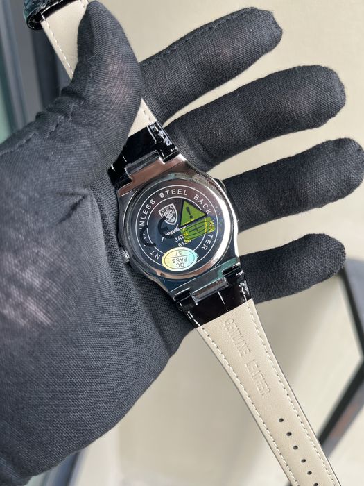 Часовник poedegar НАМАЛЕН!