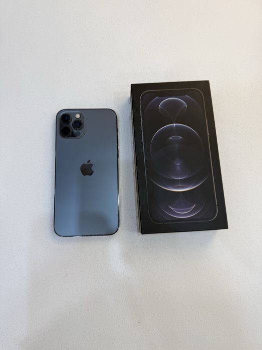 Продам Iphone 12 pro