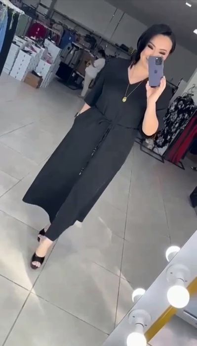 Чёрное шифоновое платье