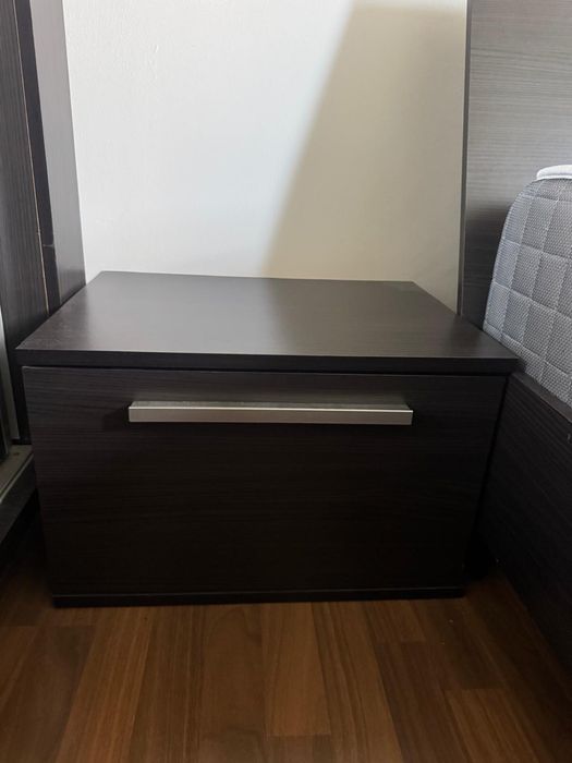 Mobiler , dormitor culoarea wenge