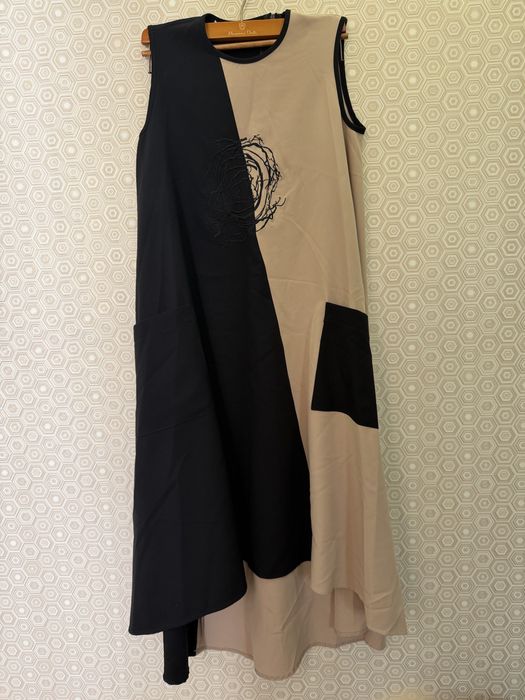 Продам недорого женские  платья