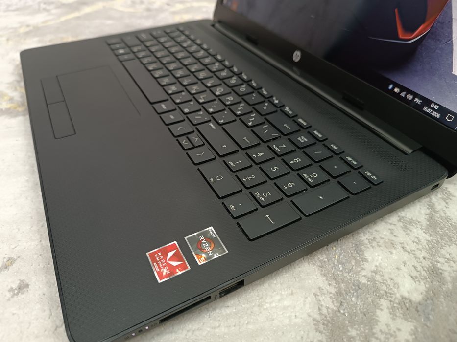 Ноутбук HP Ryzen 5 / 1TB Windows 10.