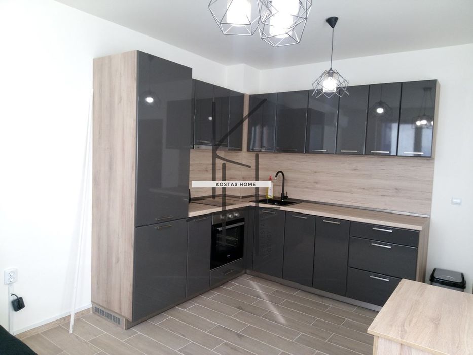 Продава се Двустаен апартамент в Варна, м-т Пчелина - 50 кв.м за 2500 €/кв.м - Снимка #2