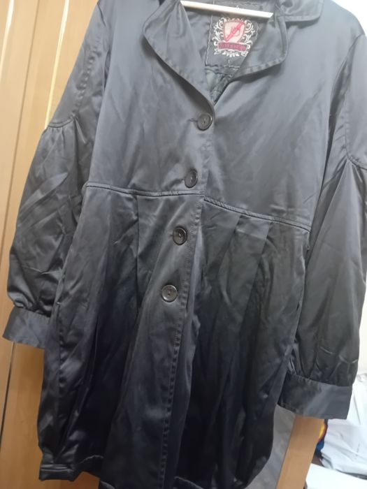 Pardesiu dama  eleganta