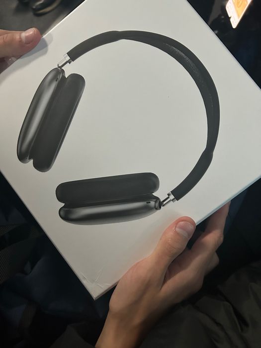 Наушники airpods max новые