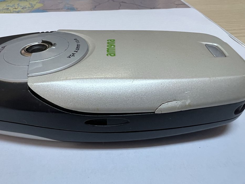 Nokia 6600 liber de retea
