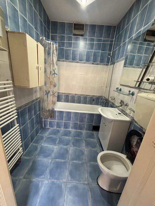 Inchiriez  casa