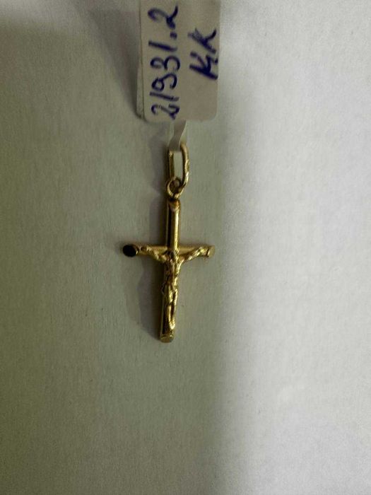 Cruce aur 14k 1.22gr (CTG)