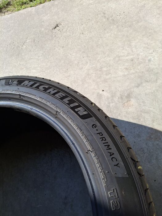 2 Anvelope de vara  235 45 18 Michelin