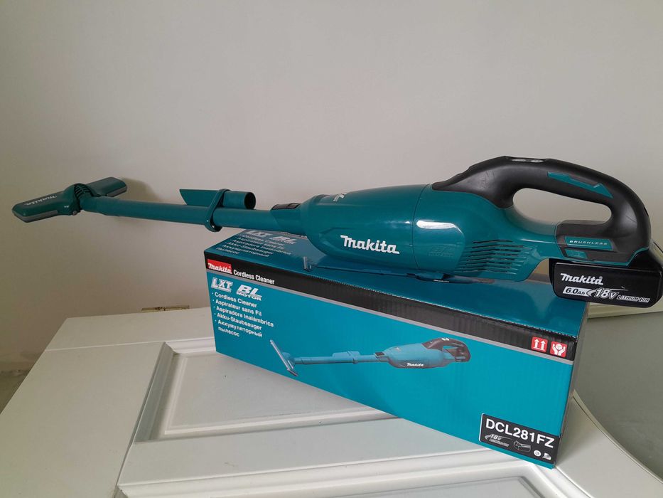Aspirator Makita DCL281FZ