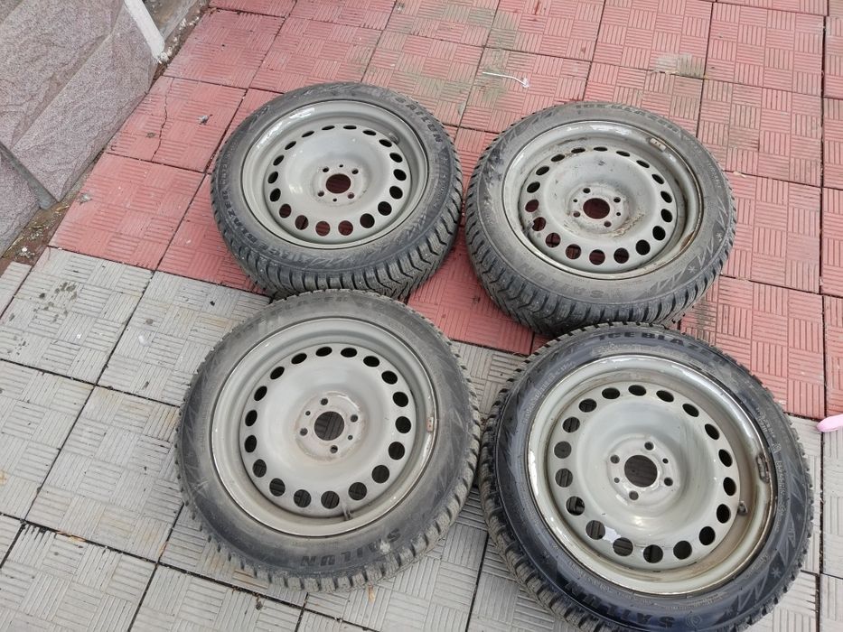 Шины зимние 185/55 R15