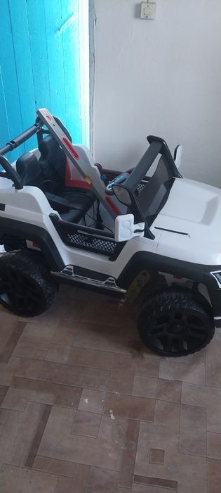 Балалар машинасы сатылады