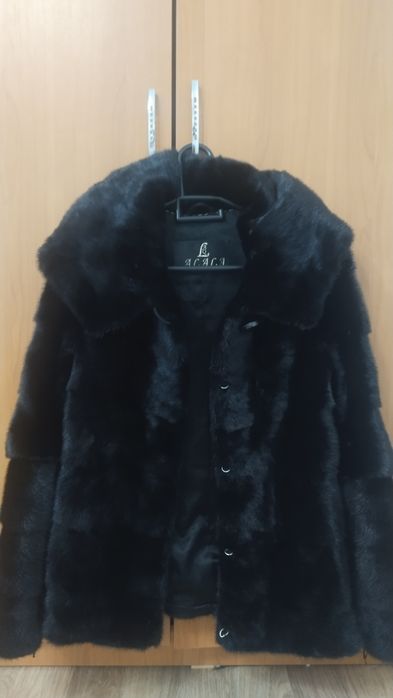 Продам норковую шубу