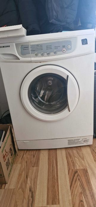 Продам стиральную машину