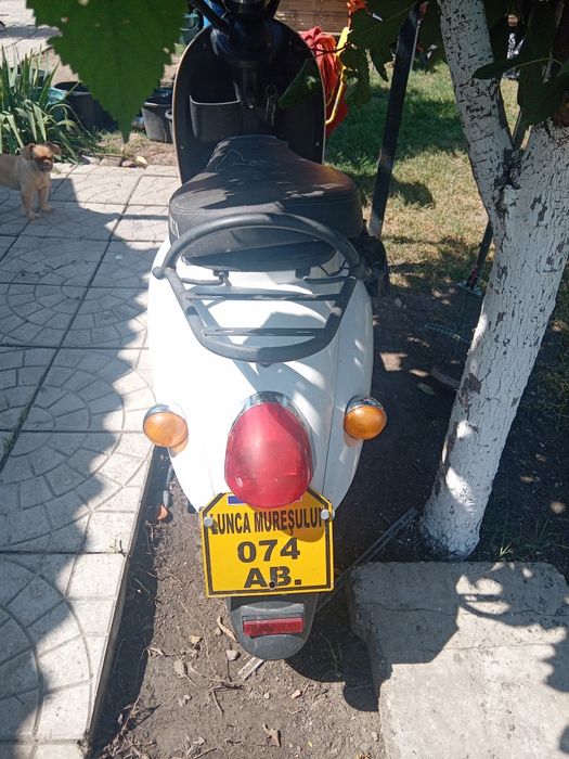 Scuter electric in stare foarte buna