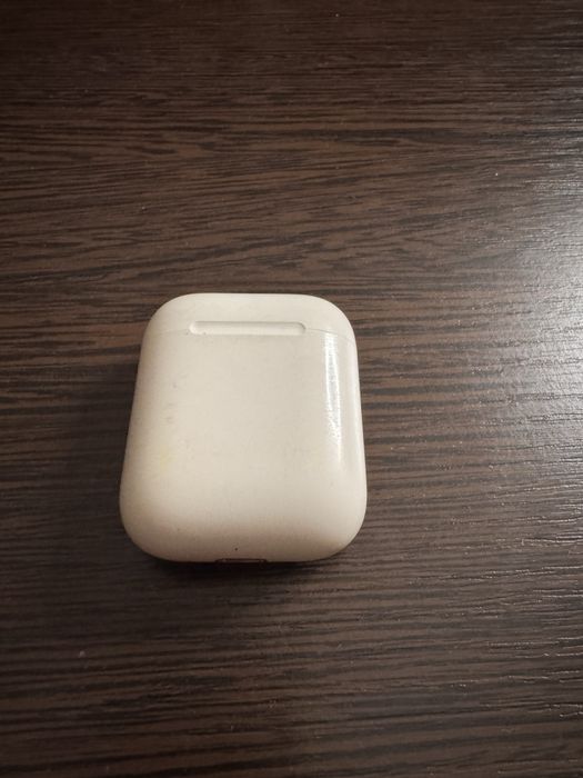 продам наушники 5000 тг