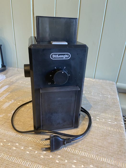 Кофемашина delonghi