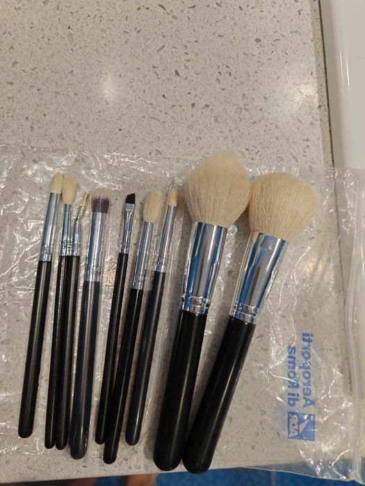 Кисти для макияжа