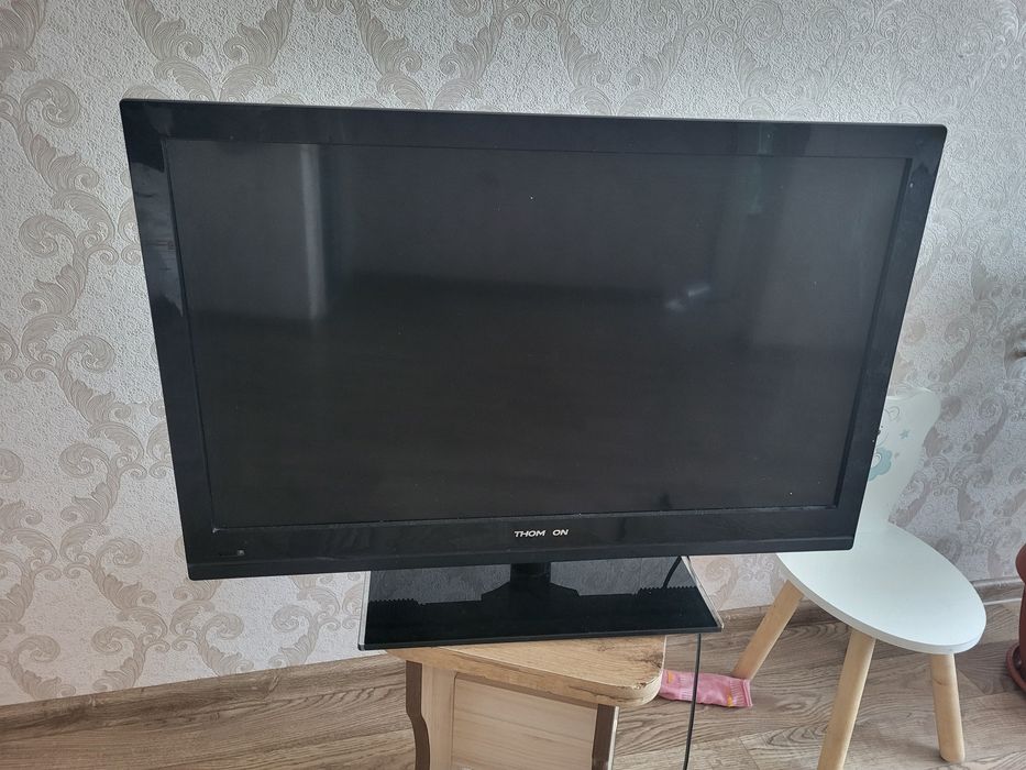 Продам телевизор
