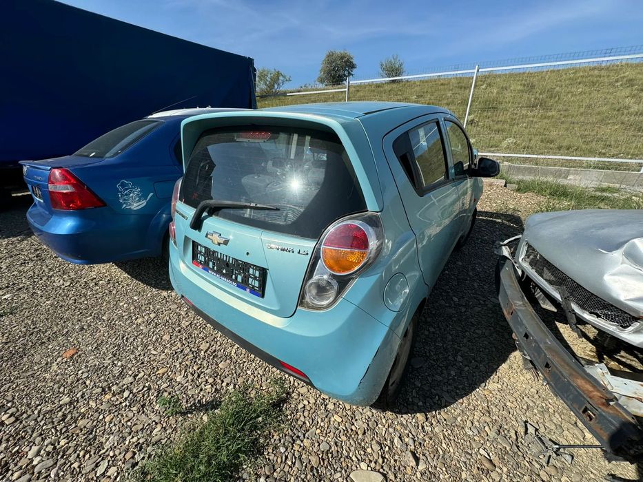 Dezmembram Chevrolet Spark 1.0 2011