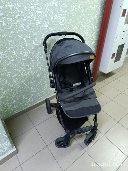 Отдам коляску детскую
