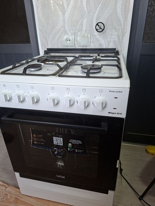 Газовая плита Artel