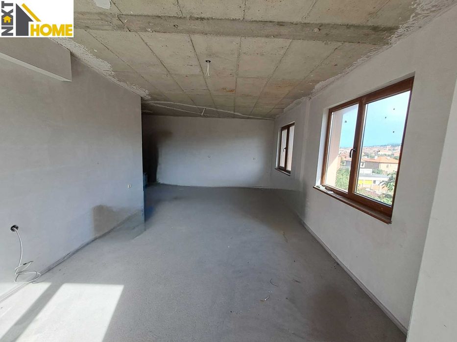 Продава се Тристаен апартамент в Асеновград - 146 кв.м за 850 €/кв.м - Снимка #1