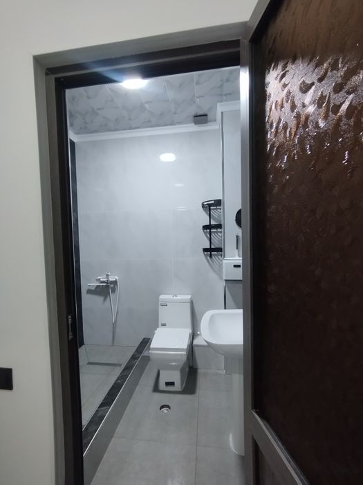 Урганч шахар Ал Хоразмий кучасида жойлашган 2 хонали квартира