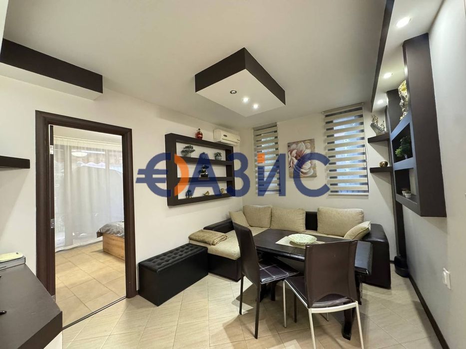 Продава се Тристаен апартамент в к.к. Слънчев бряг - 75 кв.м за 802 €/кв.м - Снимка #1