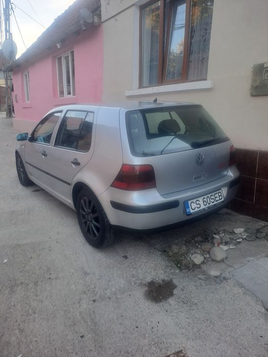 Volkswagen Golf 2000 benzină, 2.156 € — imagine 2