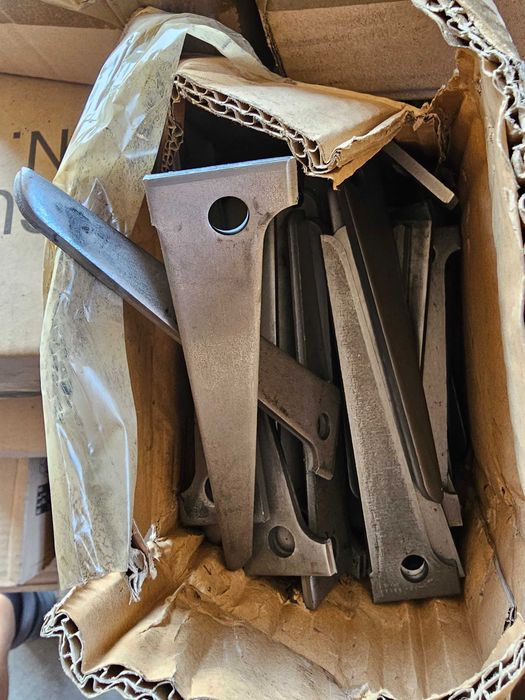 Клинове и дистанциали за вертикален кофраж