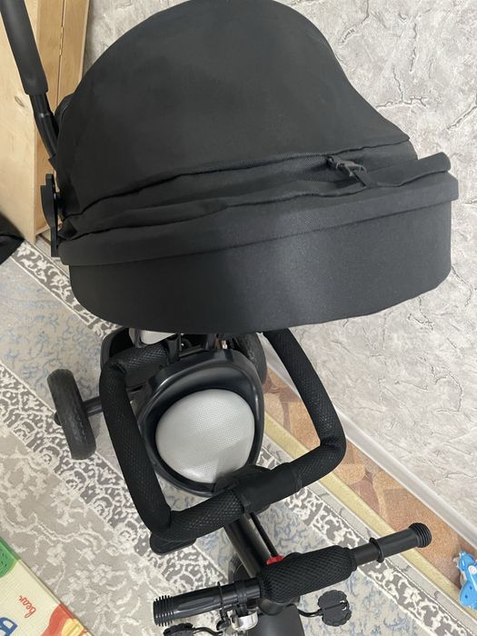 Продам трехколесный велосипед.