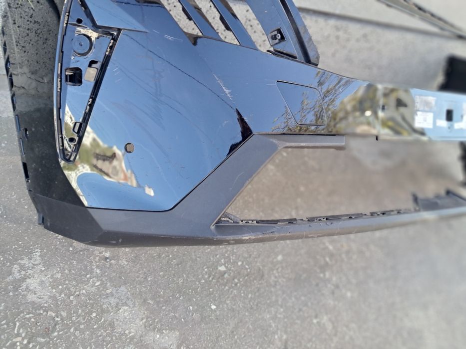 Предна броня Peugeot  E 3008 2025г